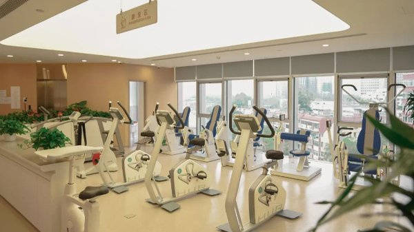 业照护康语轩孙河老年公寓医养结合服务项目详解PG电子麻将胡了22026最新北京失智老人专(图23)